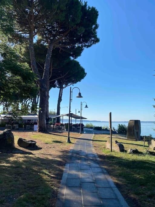 Alele2 Alloggio Turistico Trevignano Romano Esterno foto